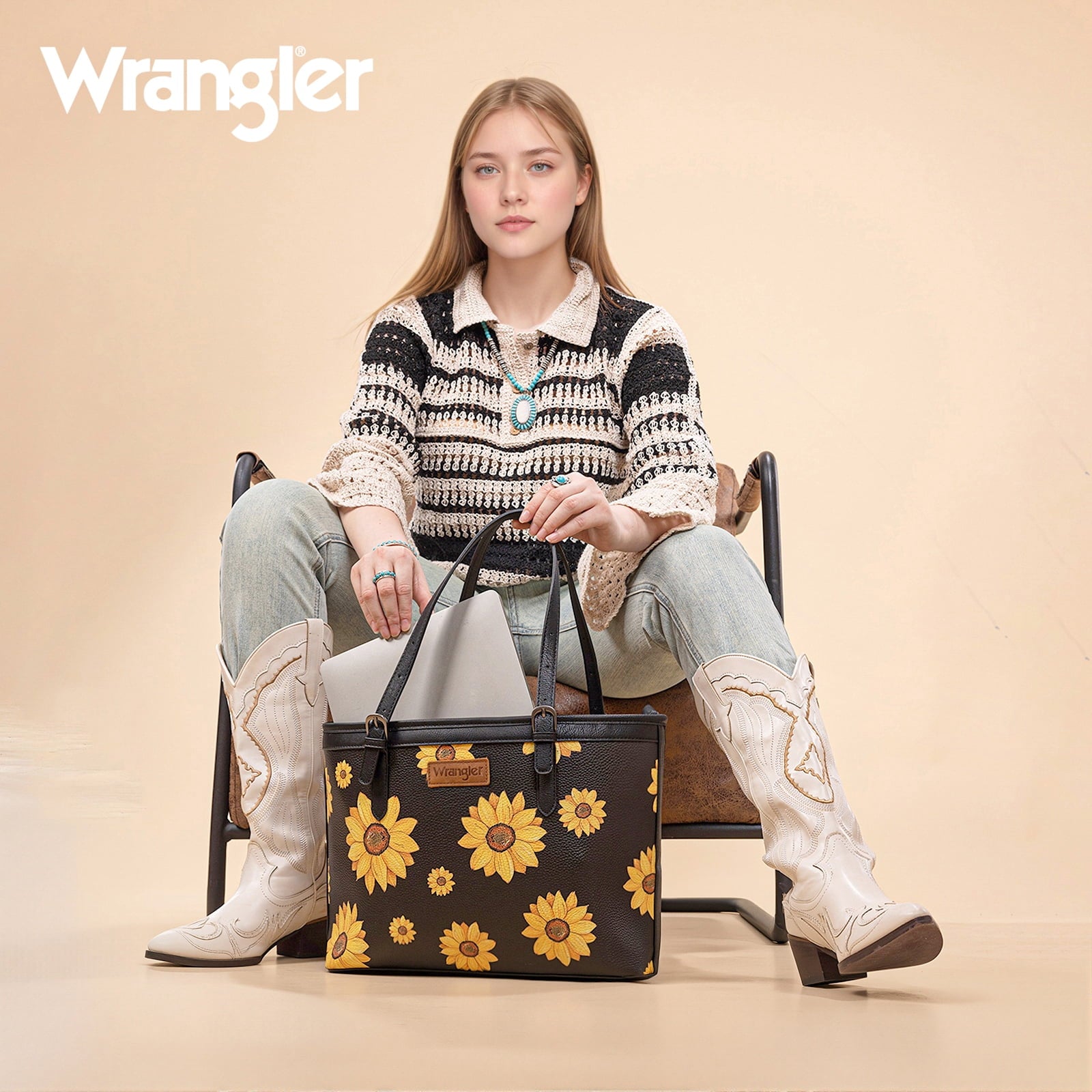 Montana West Women's Wrangler Tote Bag - Sunflower Floral Purse, Western Style Shoulder Bag, Ideal Memory-Keeper, Black