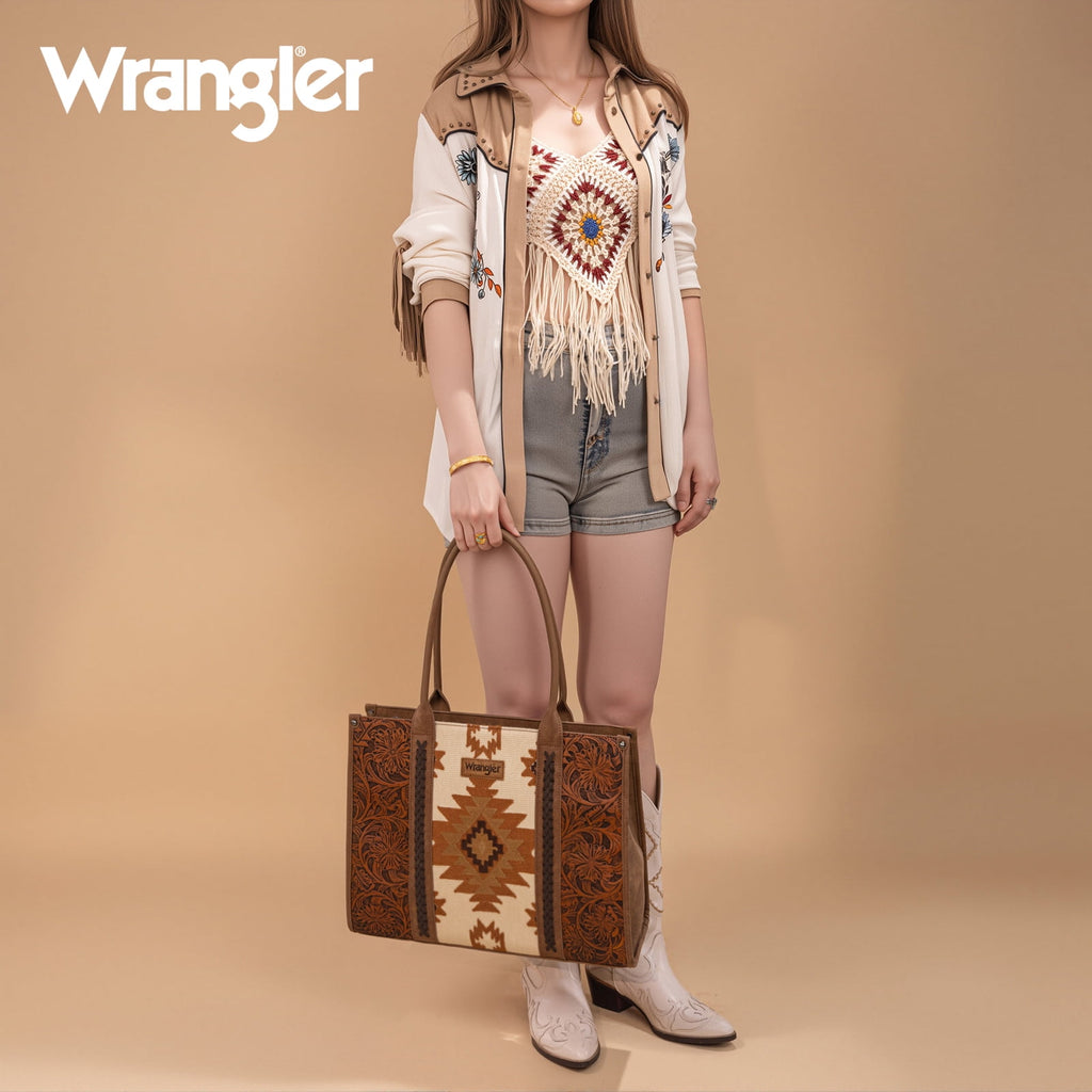 Wrangler Aztec Tote Bag for Women Western Shoulder Purse Top Handle Handbag Stylish and Functional Aztec Design， Brown